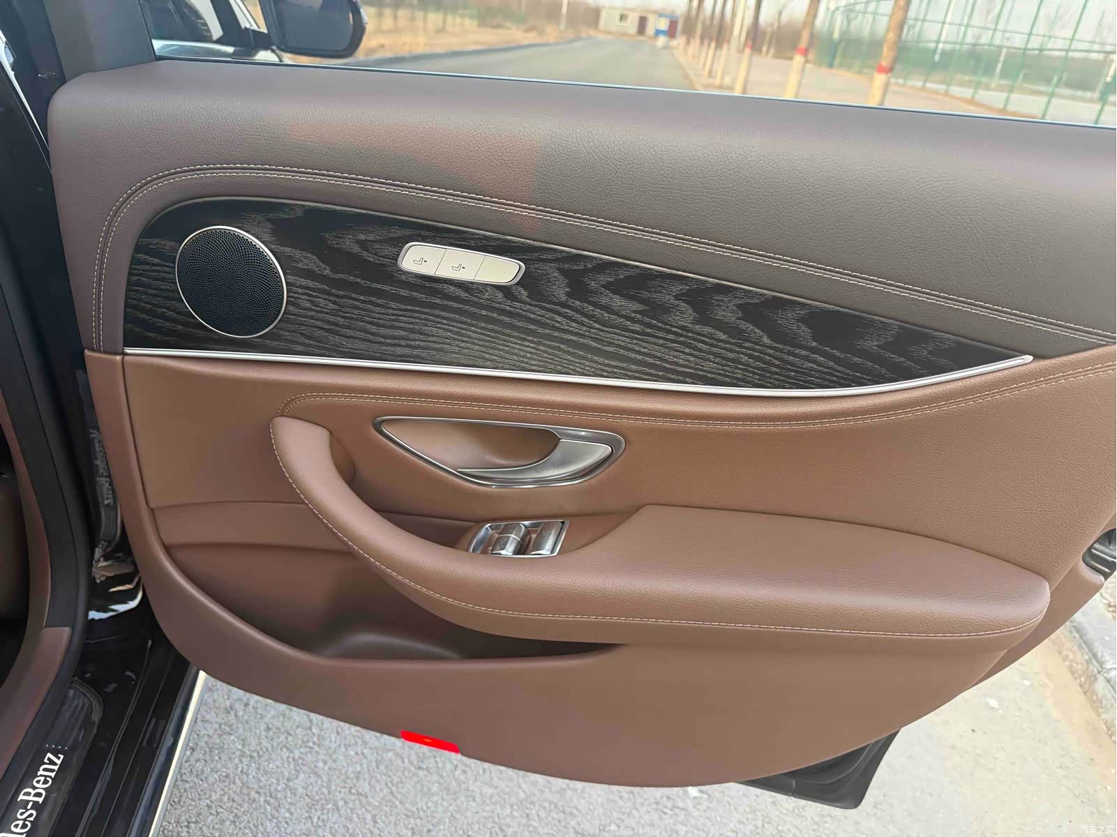 Mercedes-Benz E-Class, 2022 15
