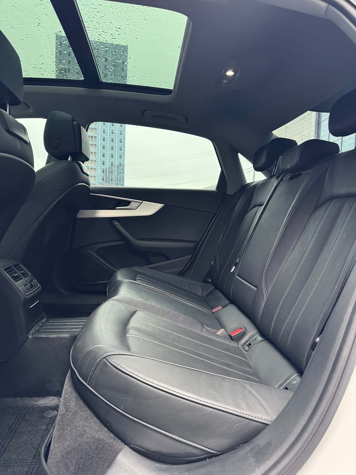 Audi A4L, 2021 16