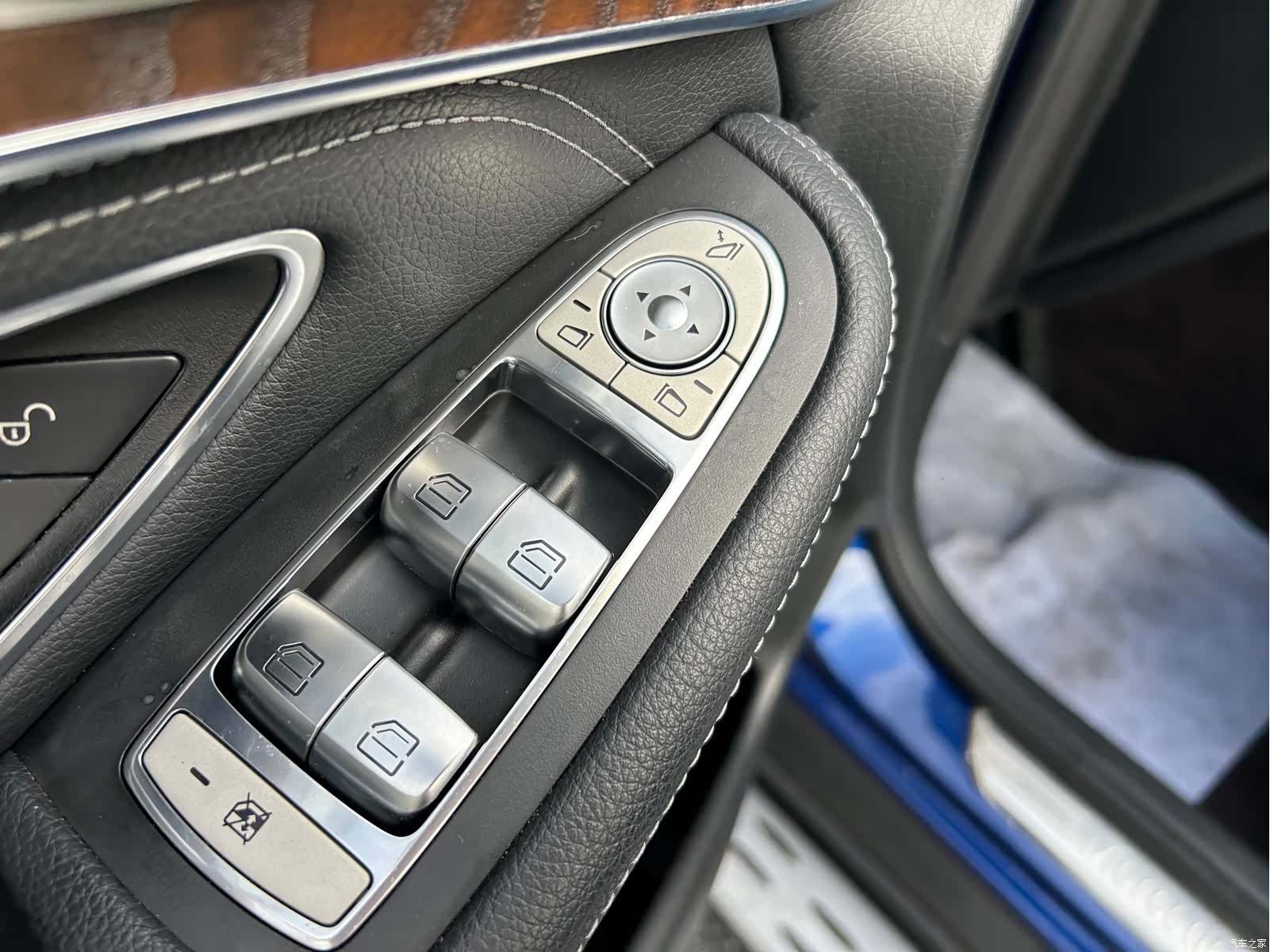 Mercedes-Benz GLC, 2017 24