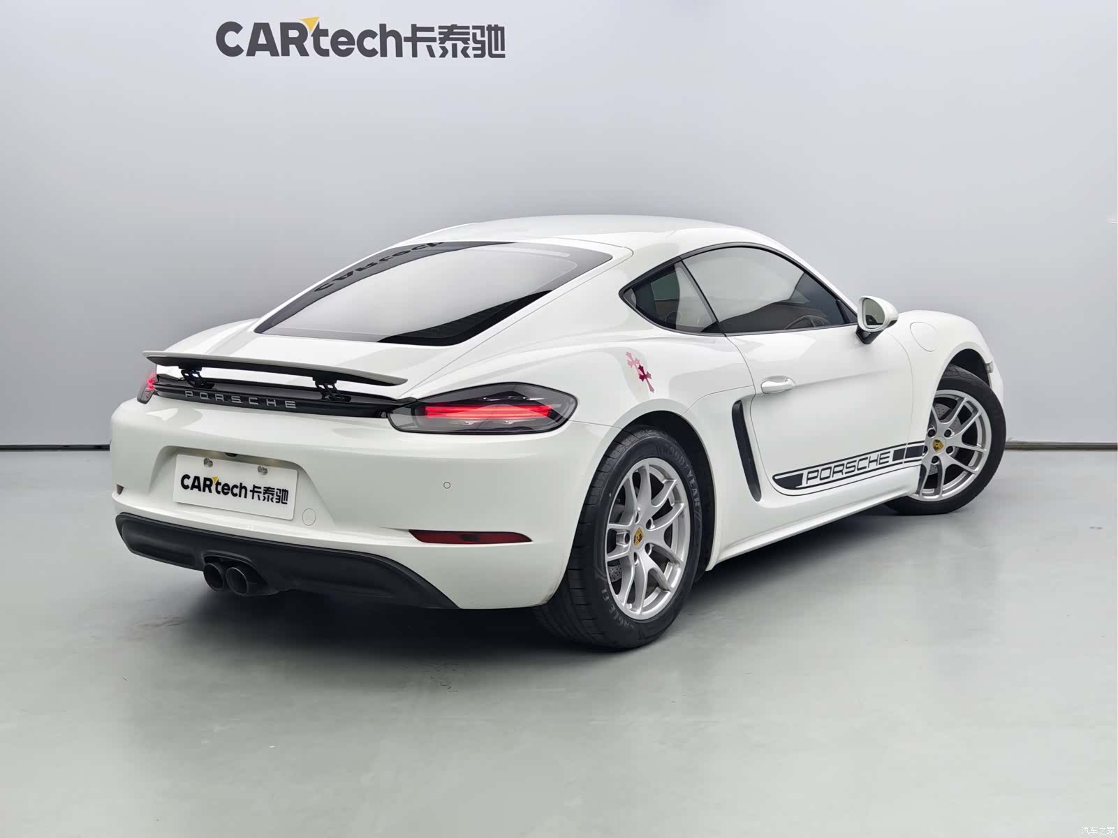 Porsche Cayman, 2017 4