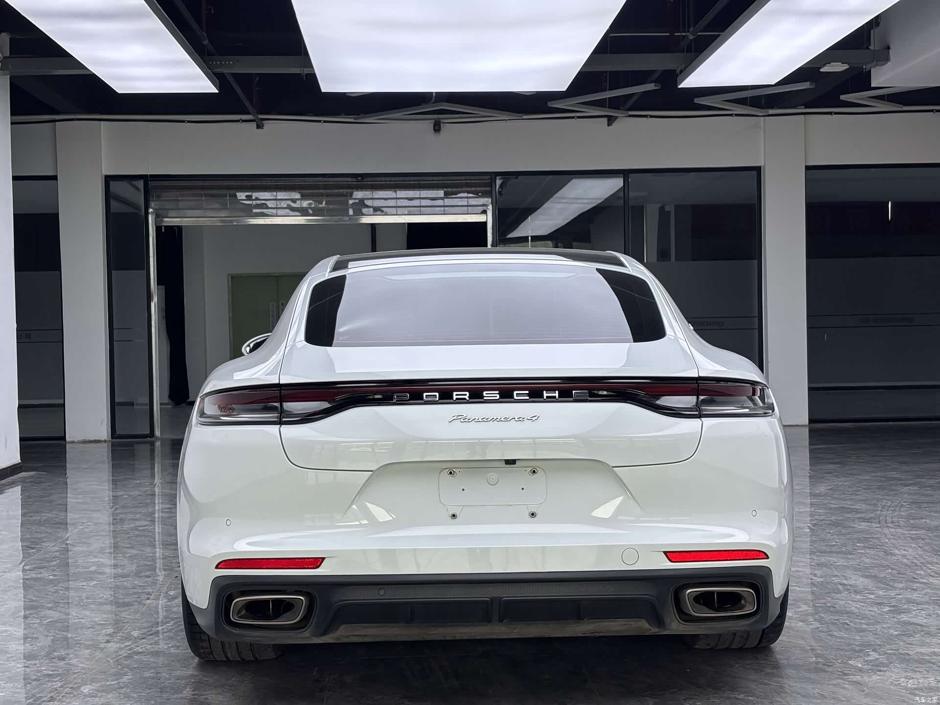 Porsche Panamera, 2024 все фото
