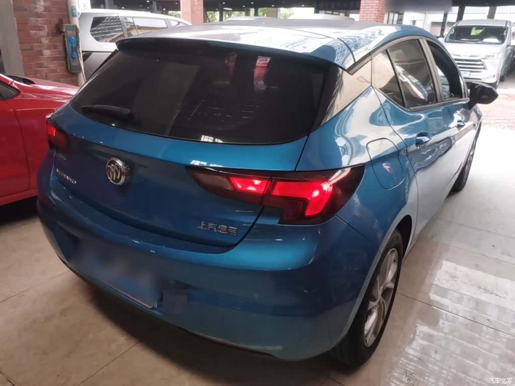 Buick Verano, 2018 7