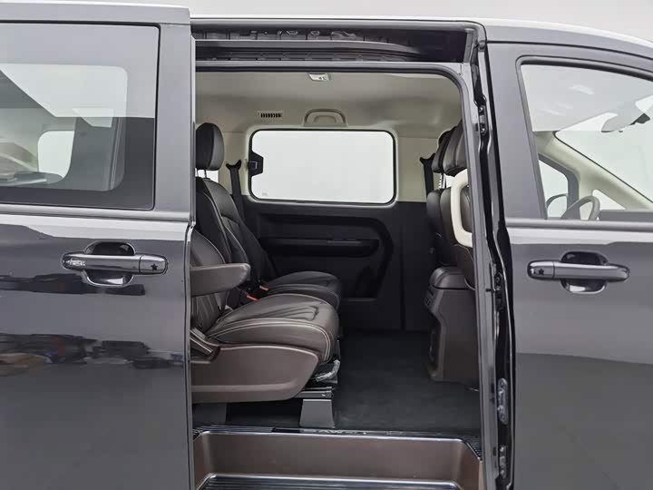BAW rui sheng wang pai M7 2023 2.0L zhang zhou shang wu xing 7 seats