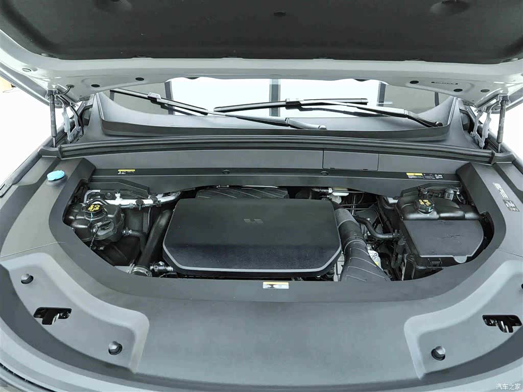 Li Auto L9, 2025 22