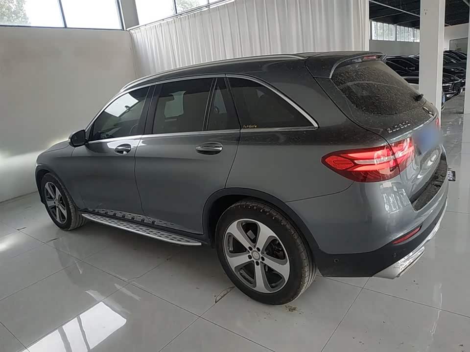 Mercedes-Benz GLC Mercedes-Benz GLC