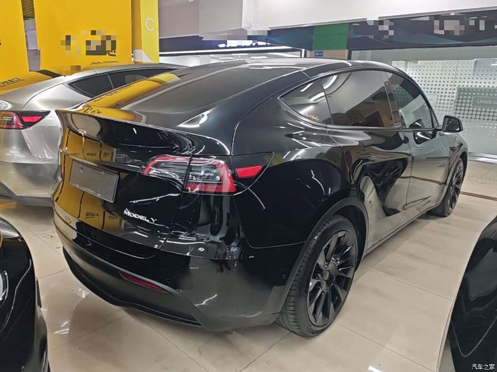 Tesla Model Y, 2022 7