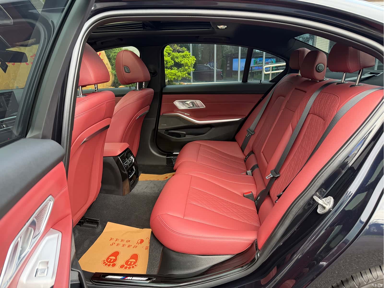 BMW 3 Series, 2024 16