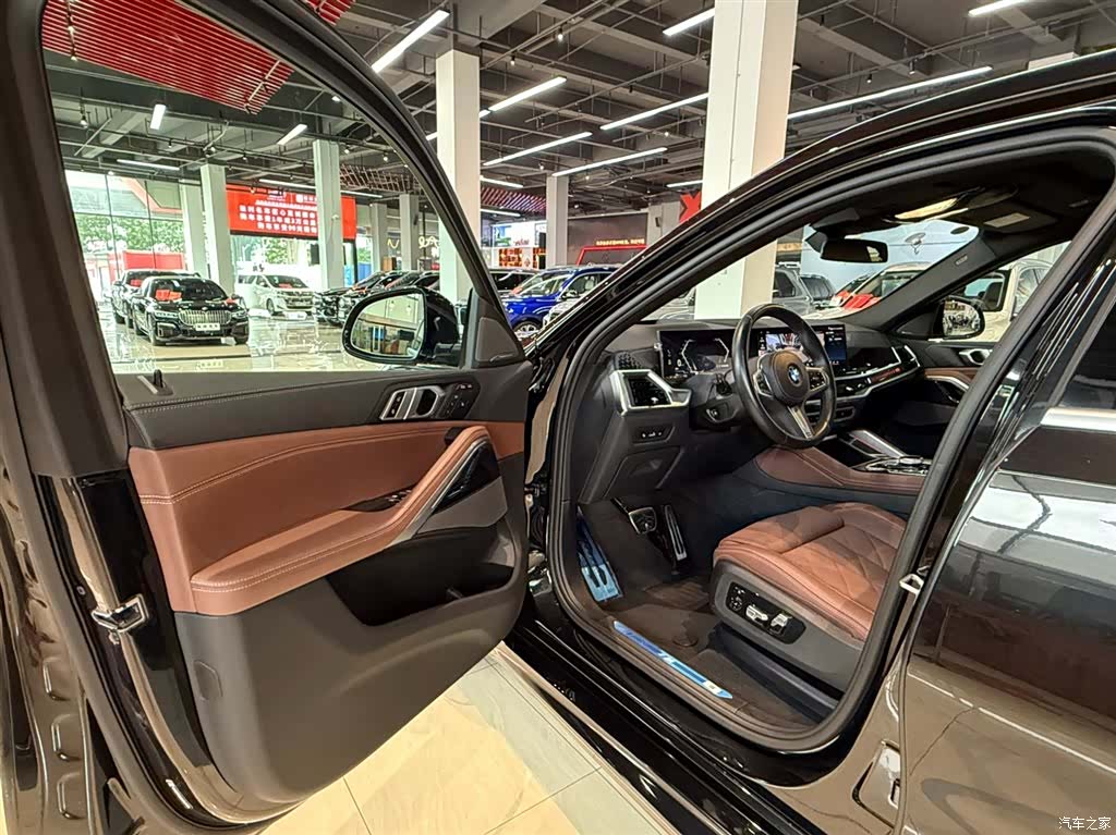 BMW X6, 2025 29