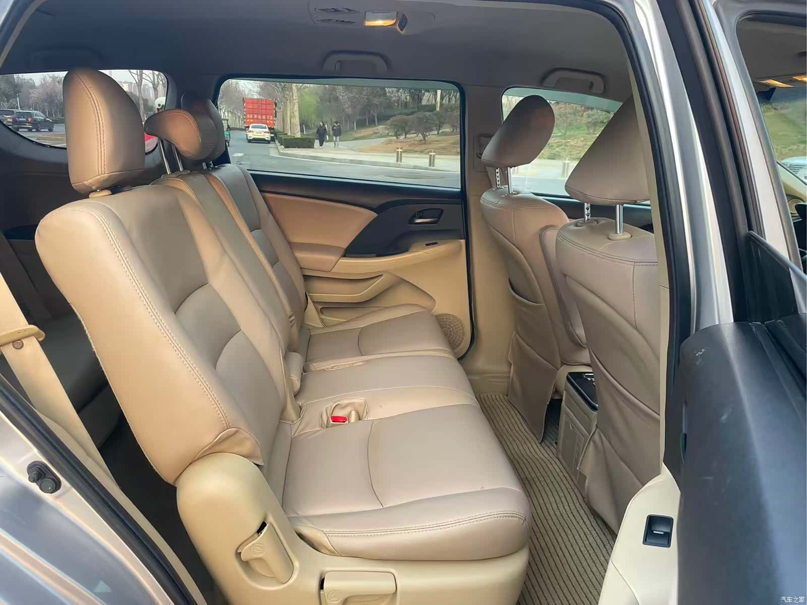 Honda Odyssey, 2011 все фото