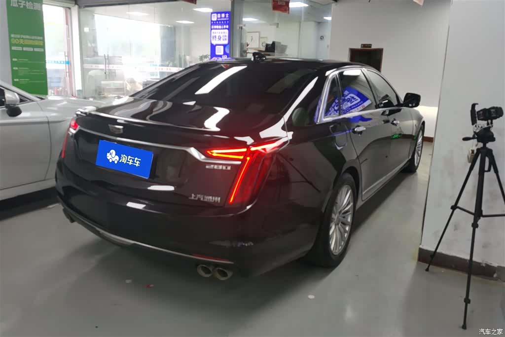 Cadillac CT6, 2022 3