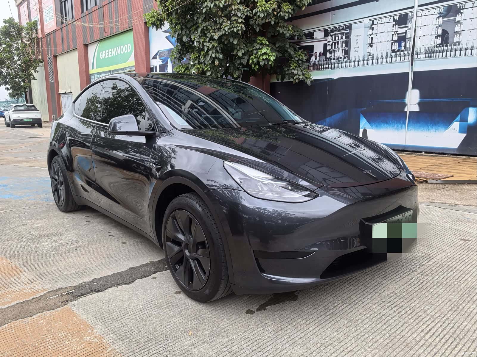 Tesla Model Y, 2024 2