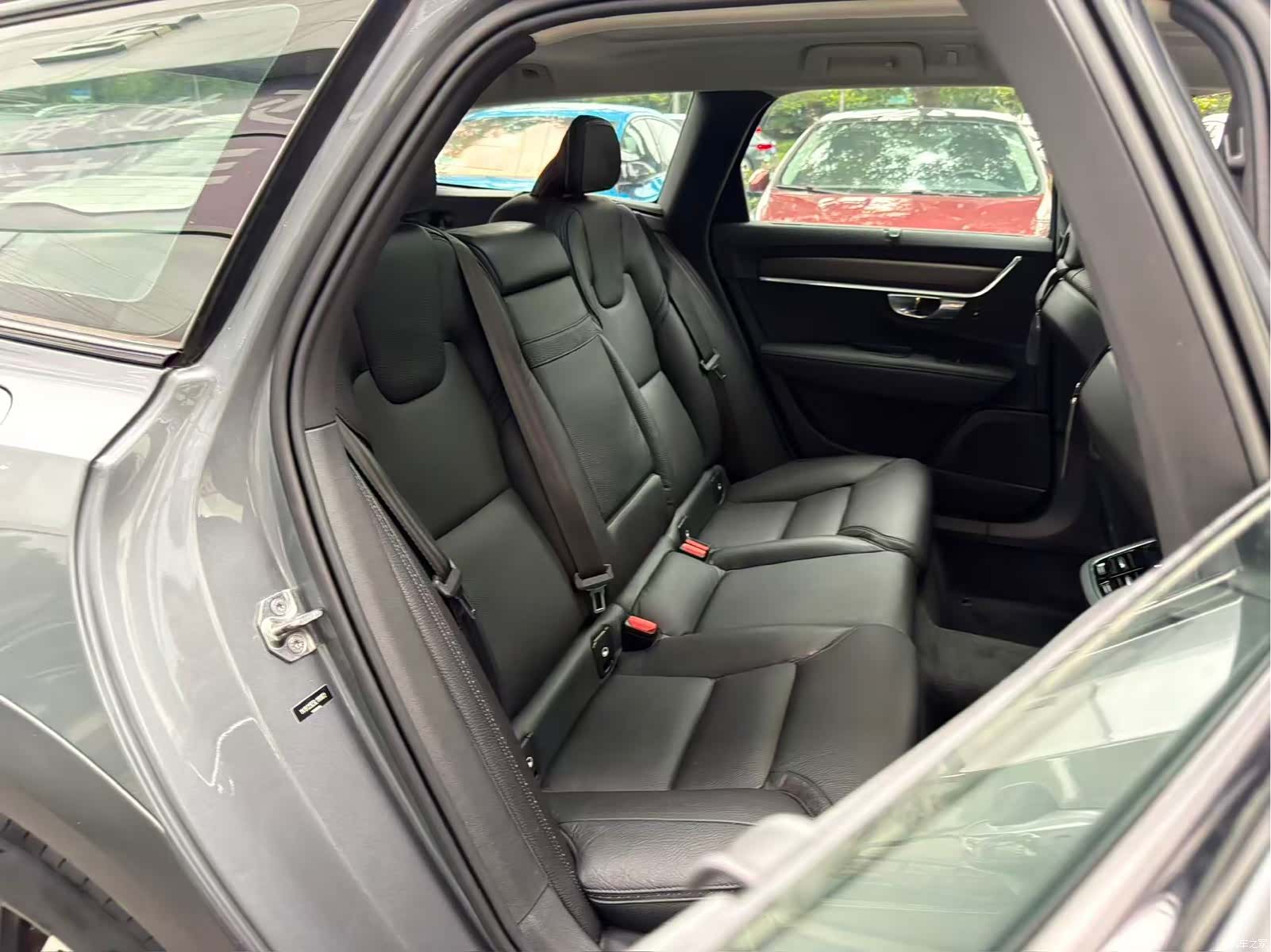 Volvo V90, 2020 13