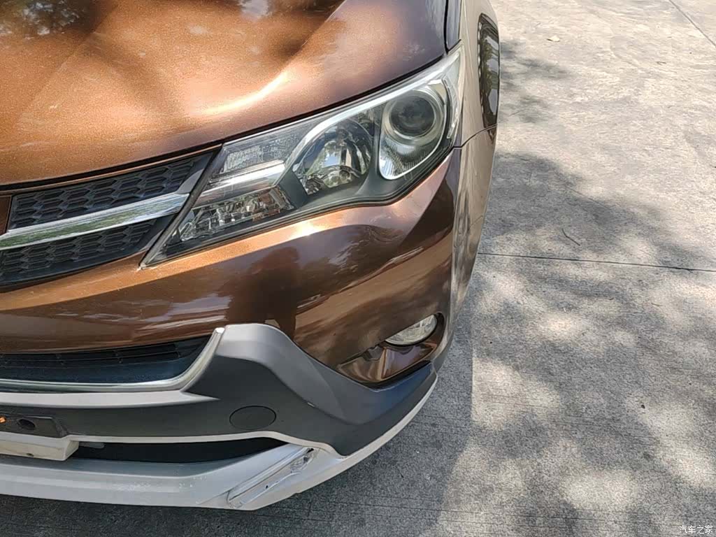 Toyota RAV4, 2015 24