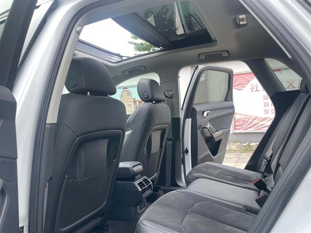 Audi Q3, 2022 8