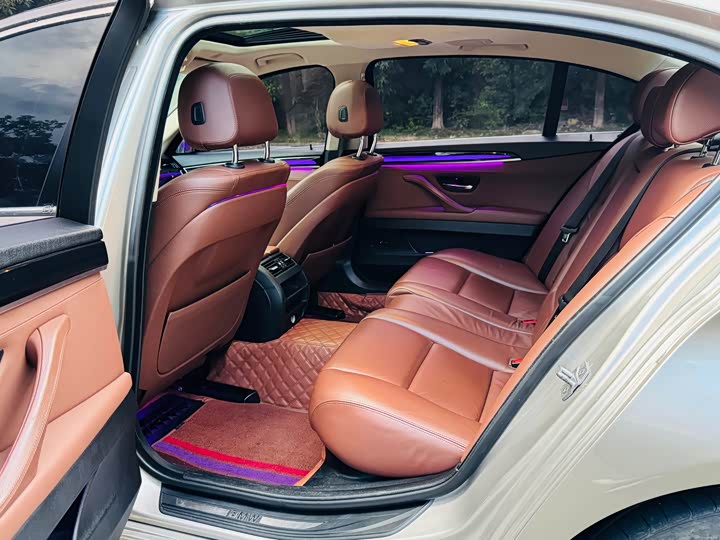 BMW 5 Series 2017 520Li dian ya xing