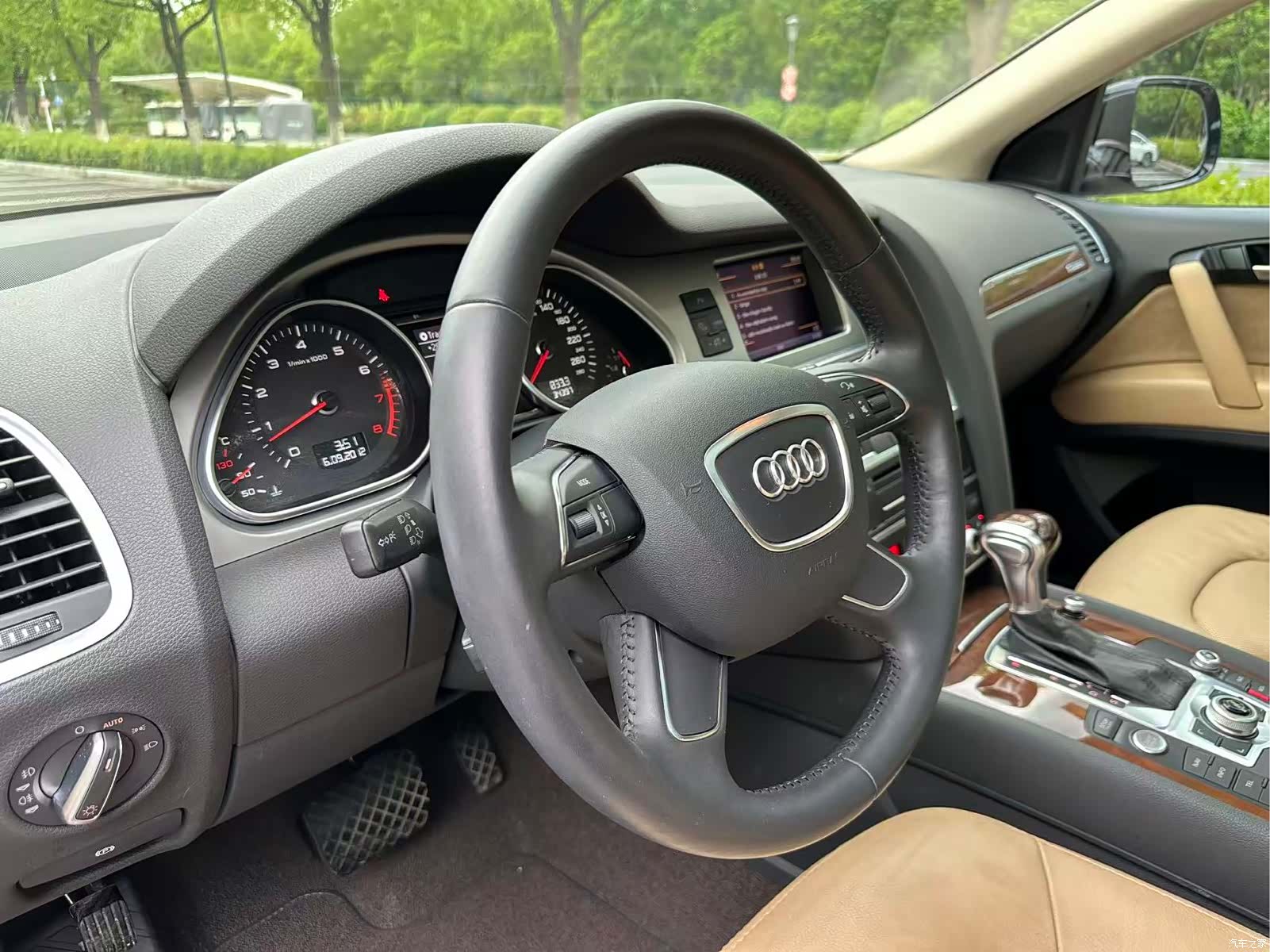 Audi Q7, 2012 12