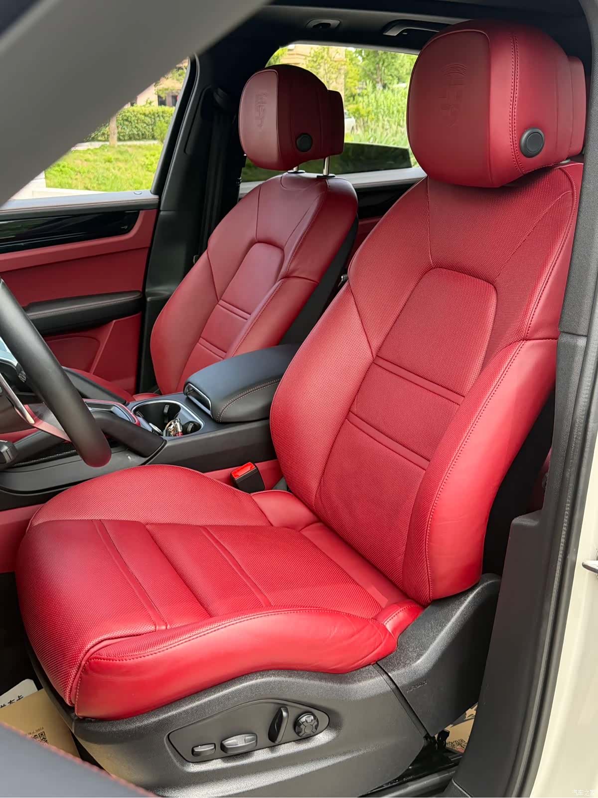 Porsche Cayenne, 2022 9