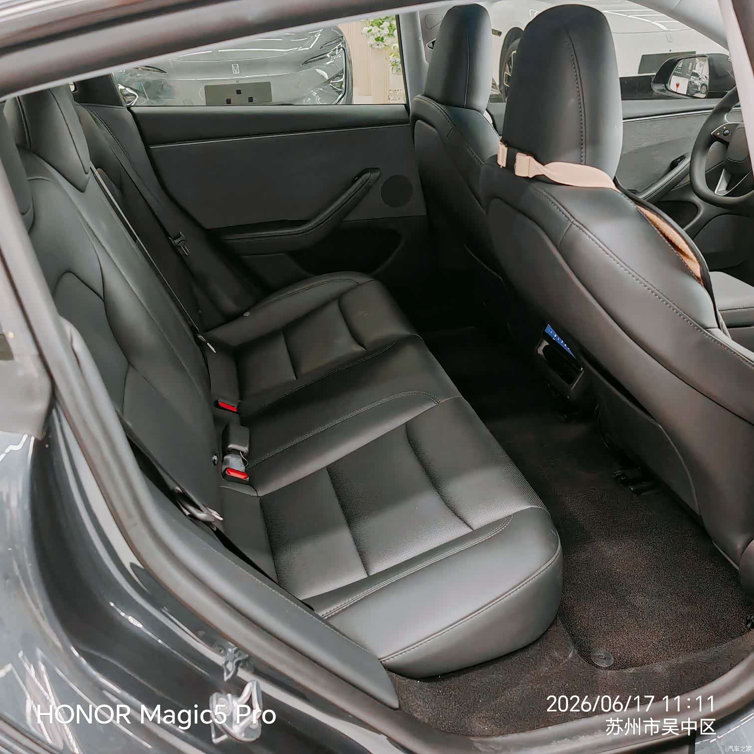 Tesla Model 3, 2025 12