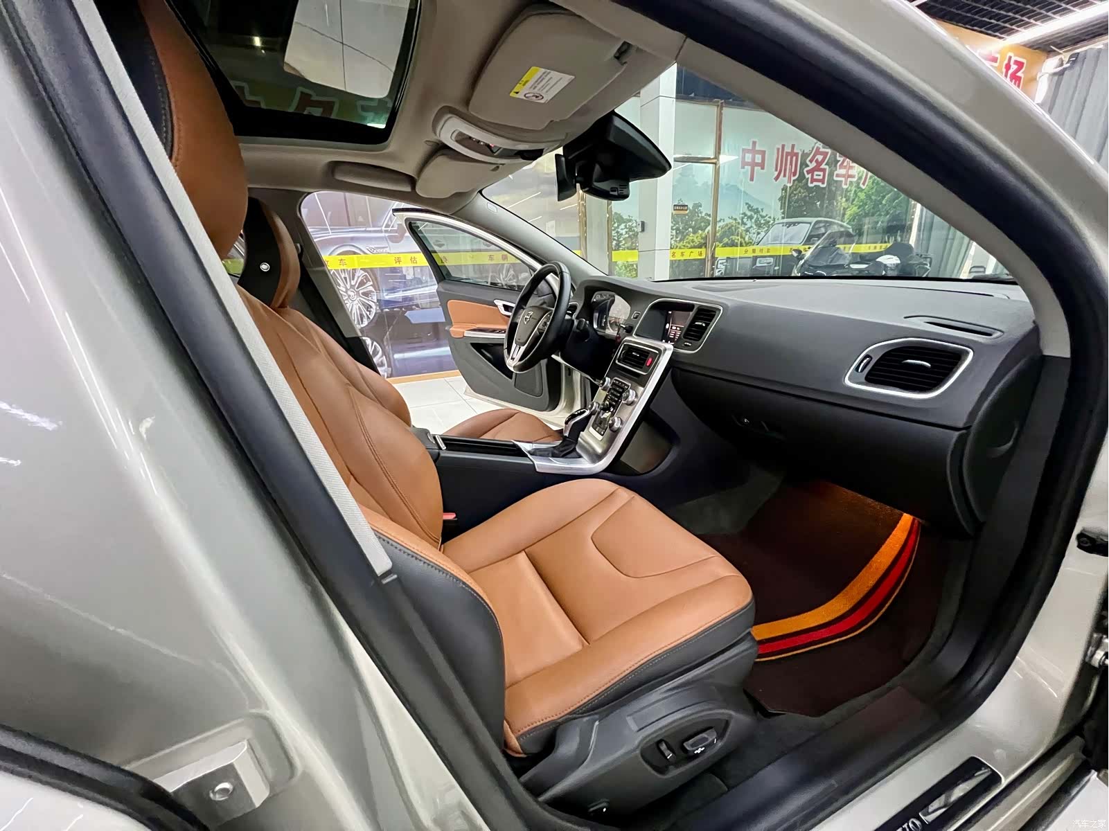 Volvo S60, 2019 15