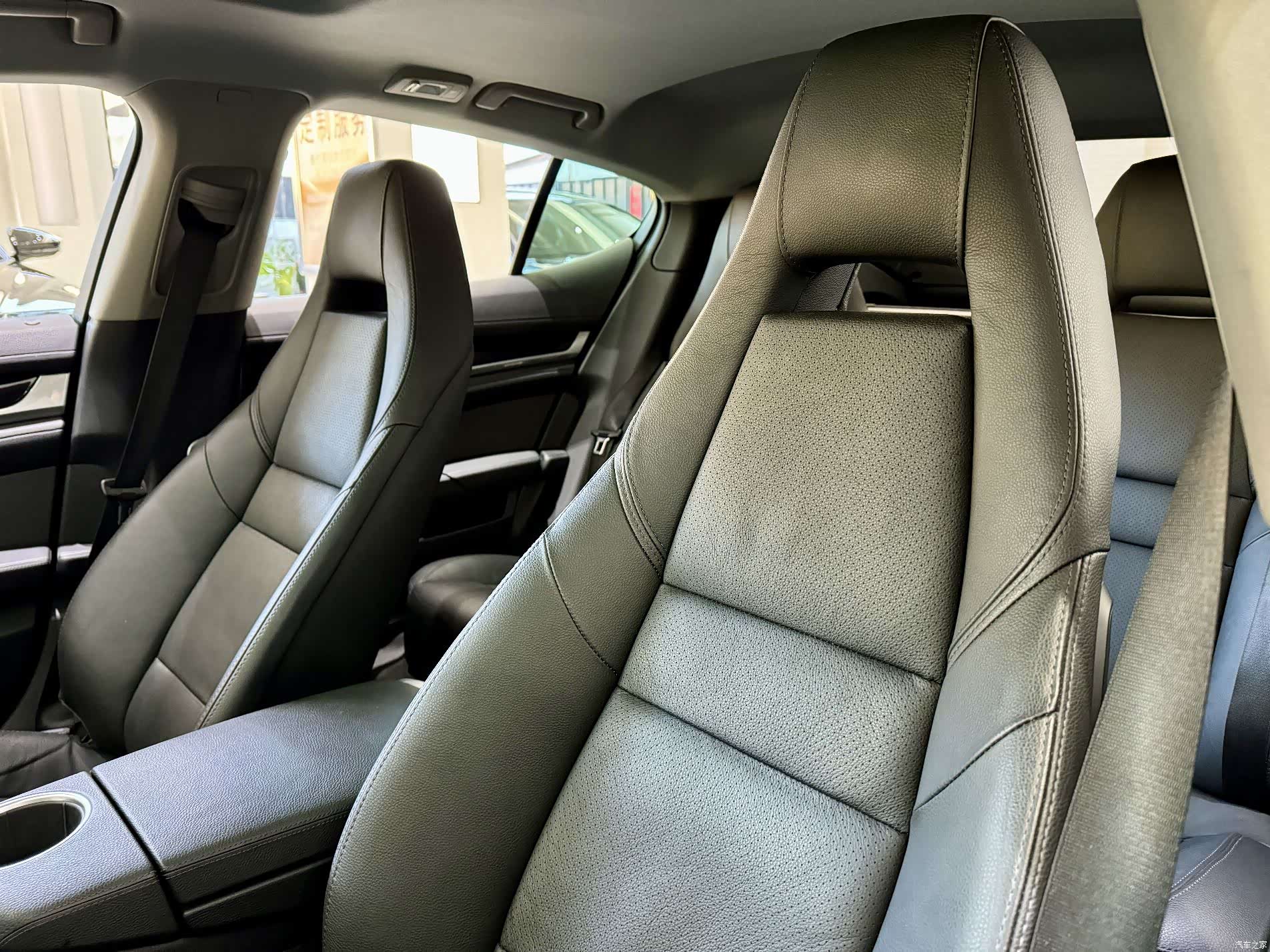Porsche Panamera, 2012 16