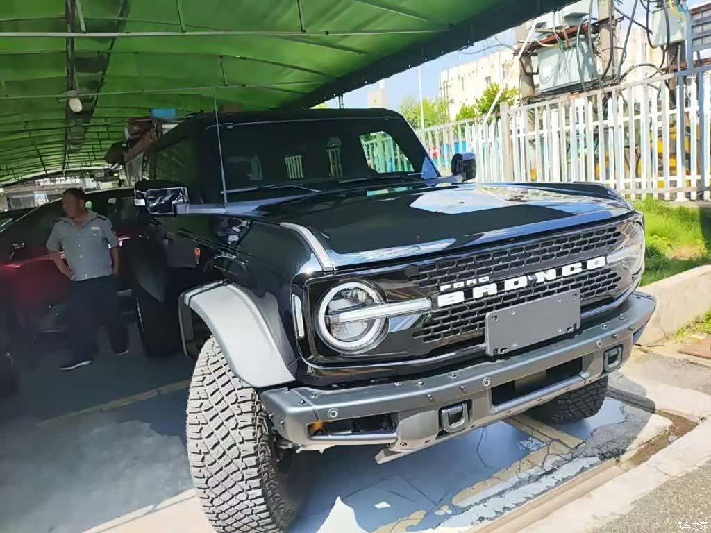 Ford Bronco, 2025 2