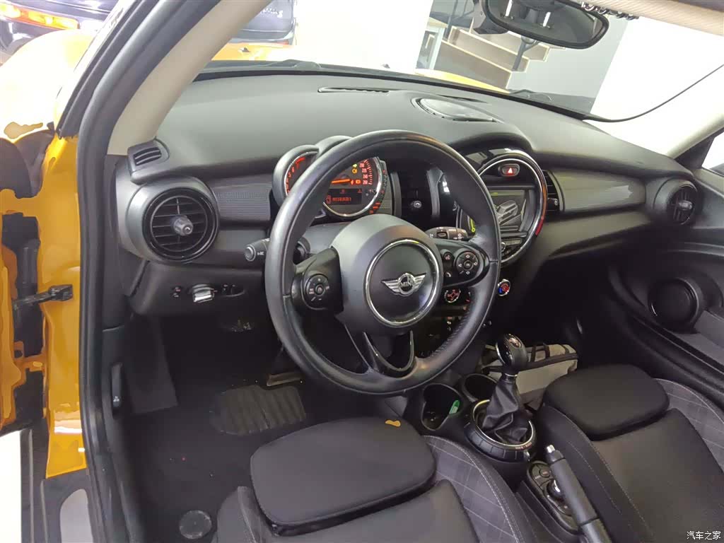 Mini Cooper, 2017 3