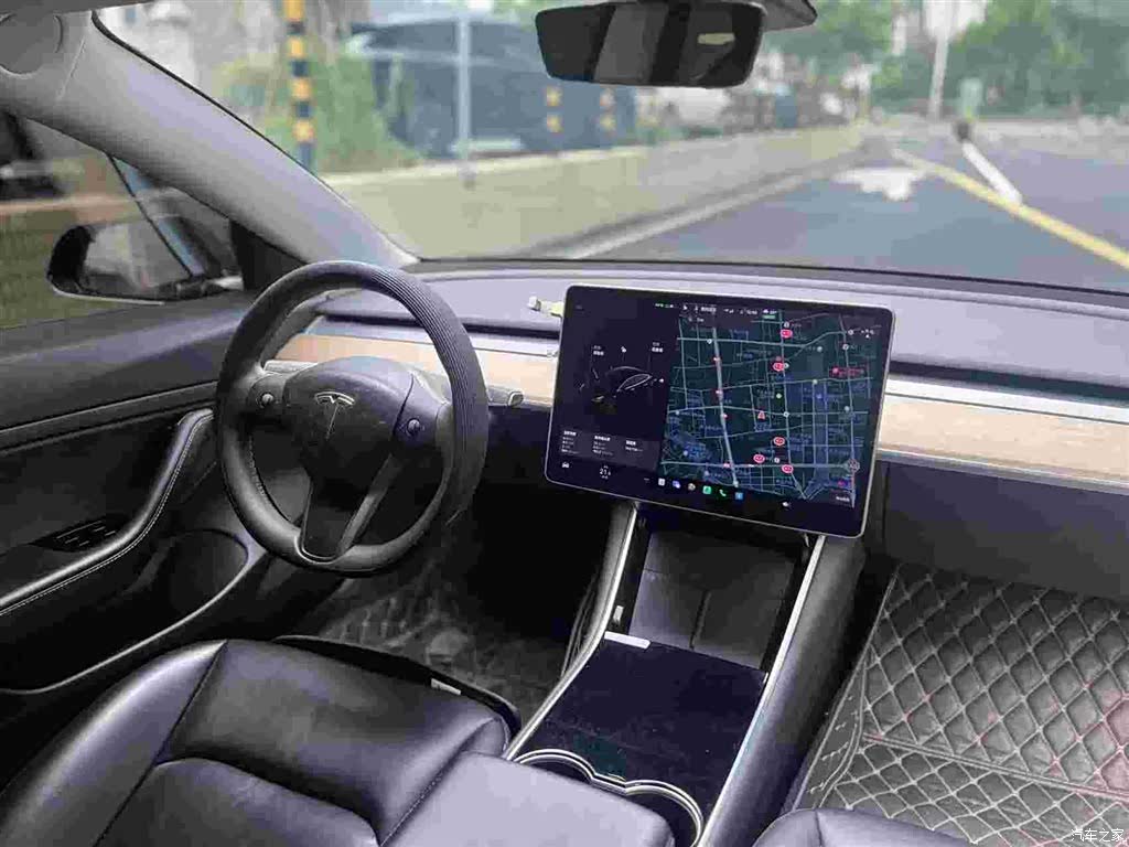 Tesla Model 3, 2020 все фото