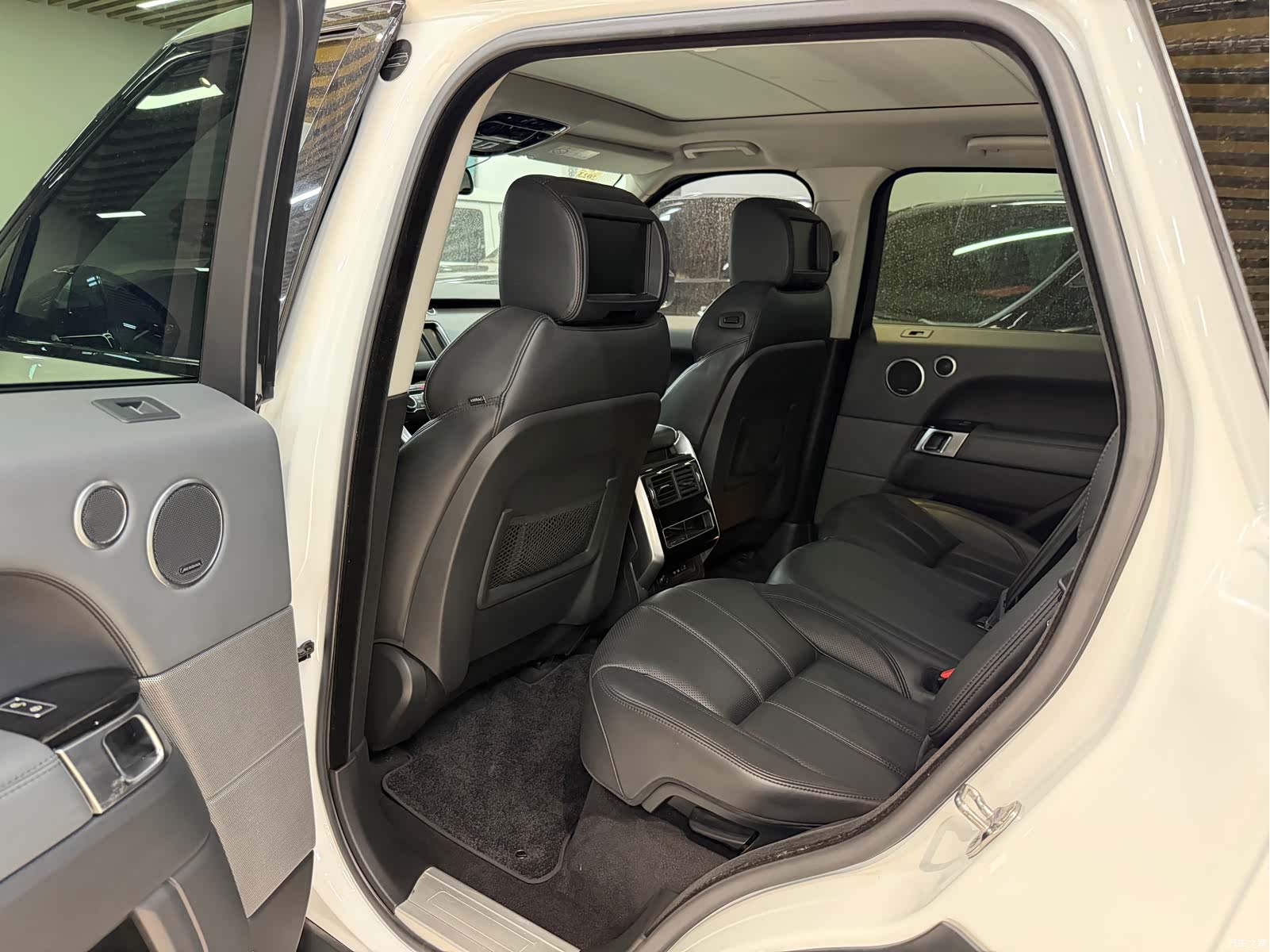 Land Rover Range Rover, 2015 11
