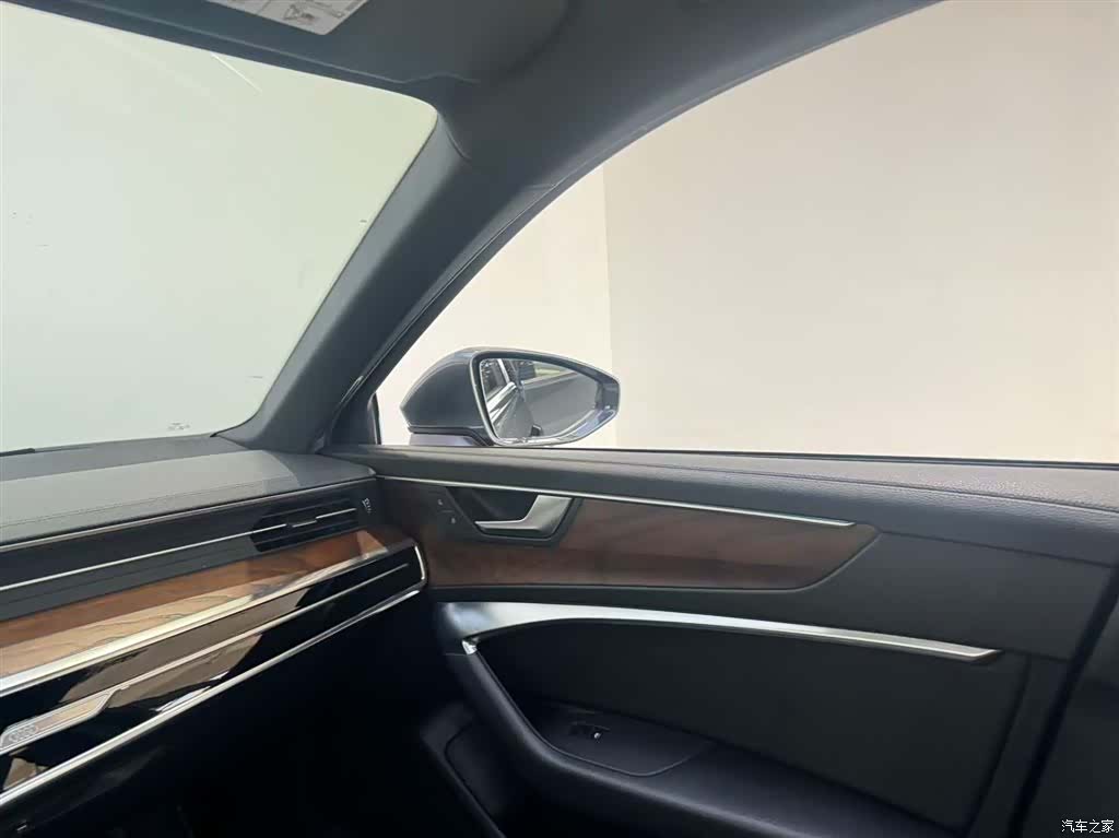 Audi A6L, 2021 13