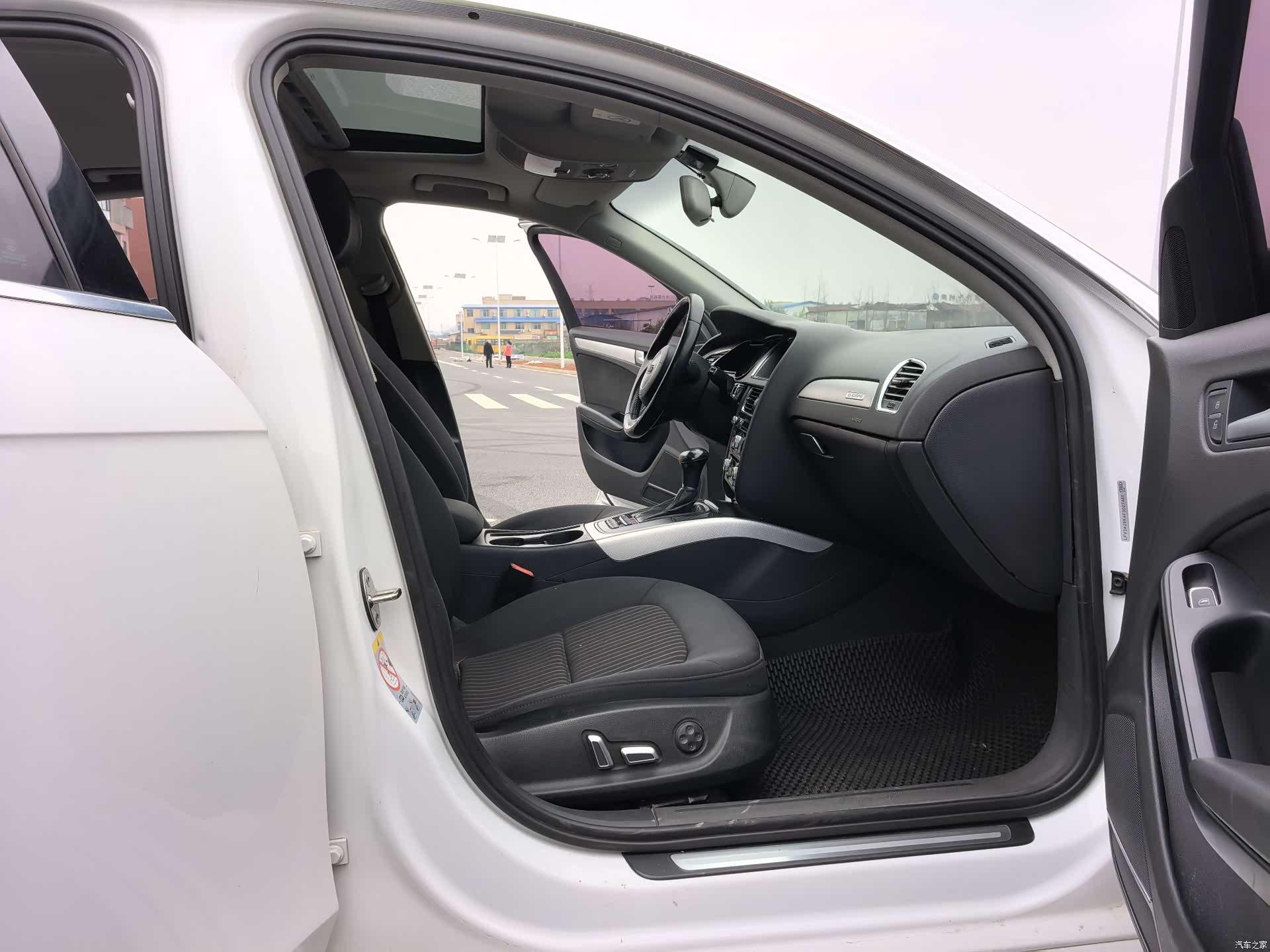 Audi A4L, 2015 16