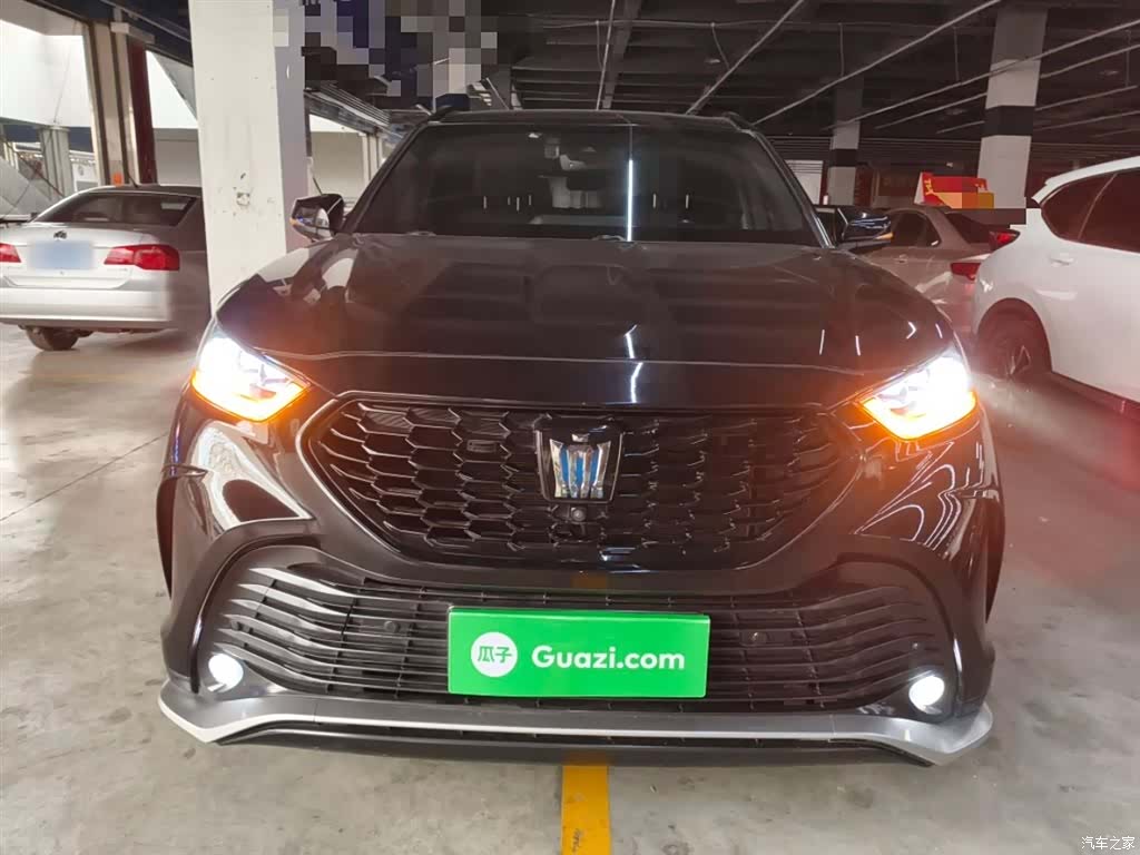 Toyota Crown, 2022 3