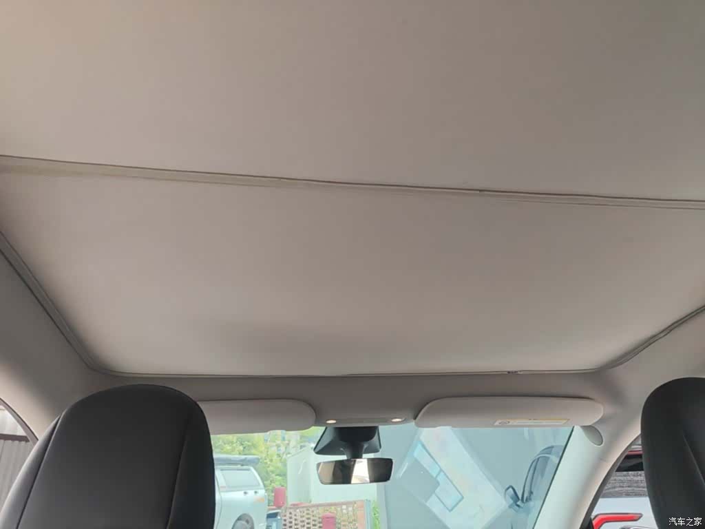 Tesla Model Y, 2022 18