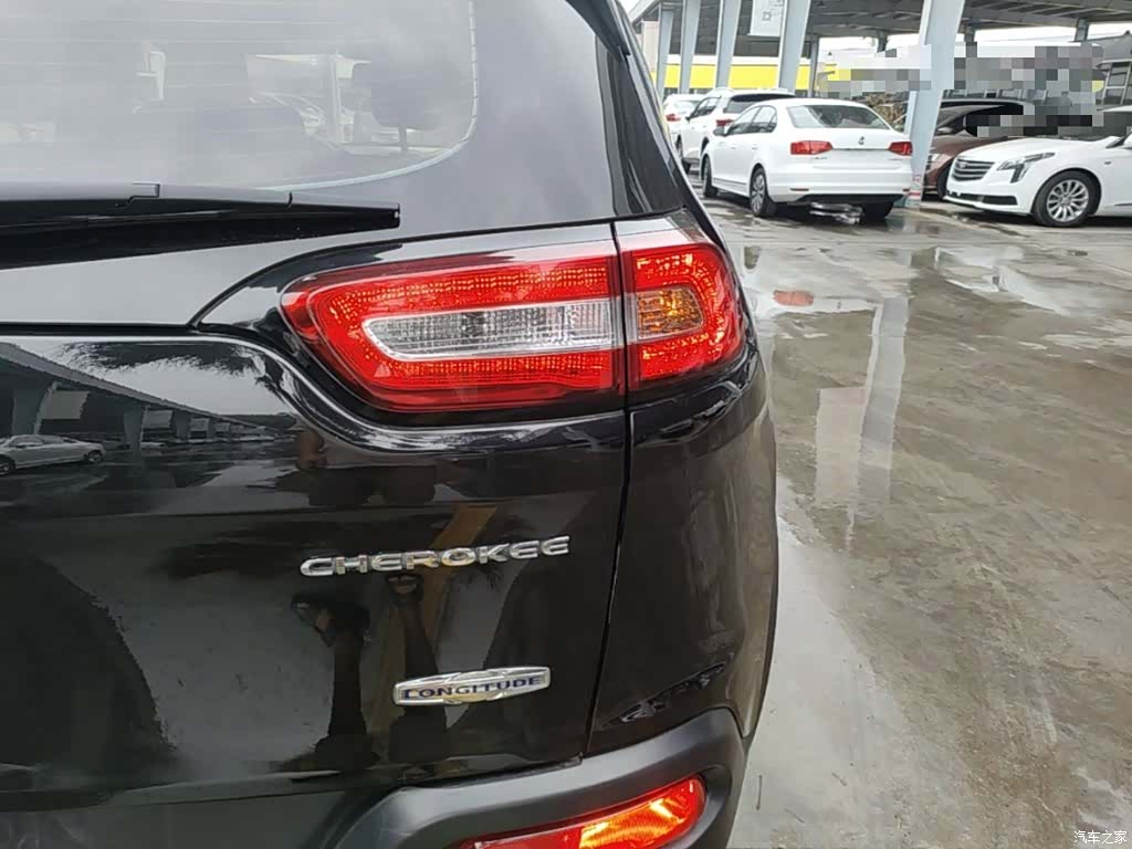 Jeep Cherokee, 2017 8