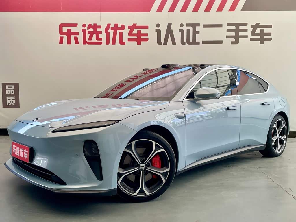 NIO ET5