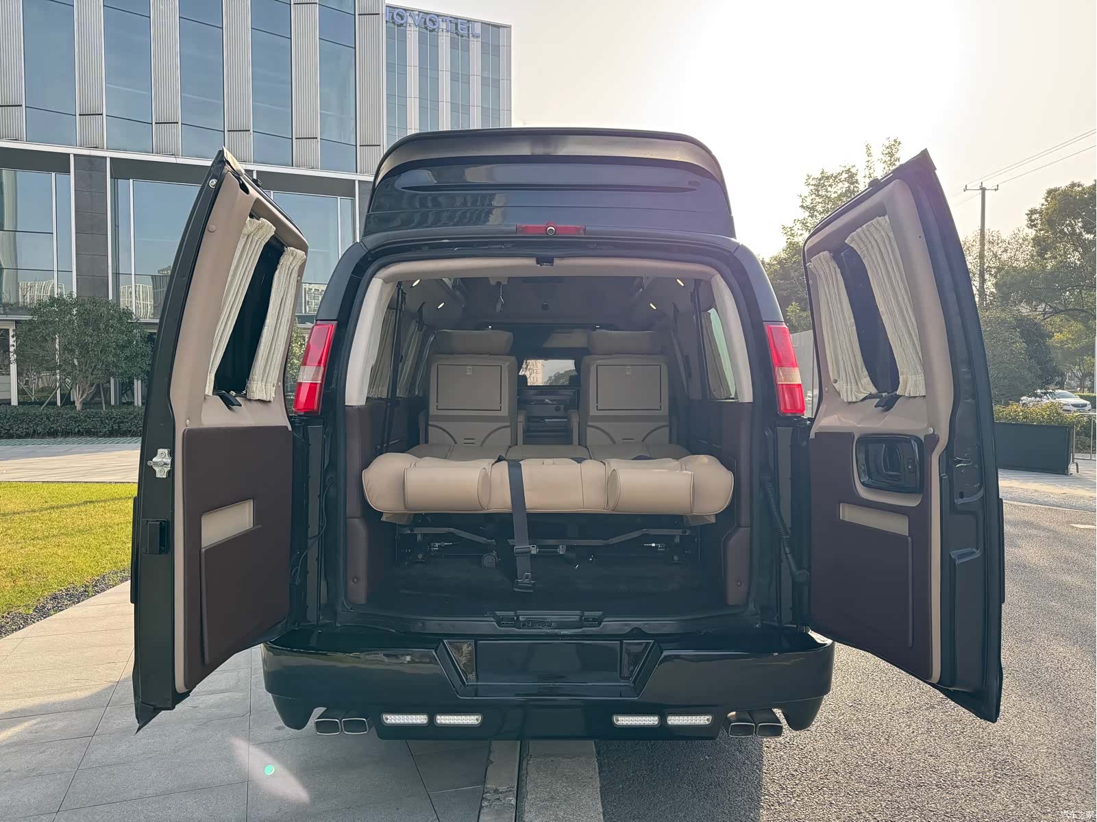 GMC SAVANA, 2017 17