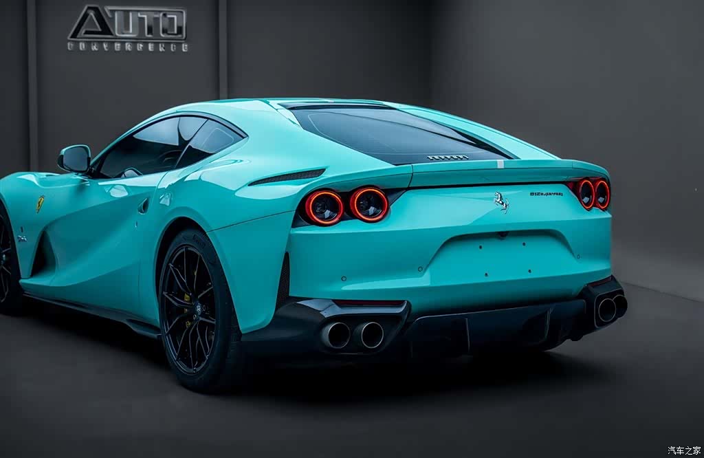 Ferrari 812, 2019 4