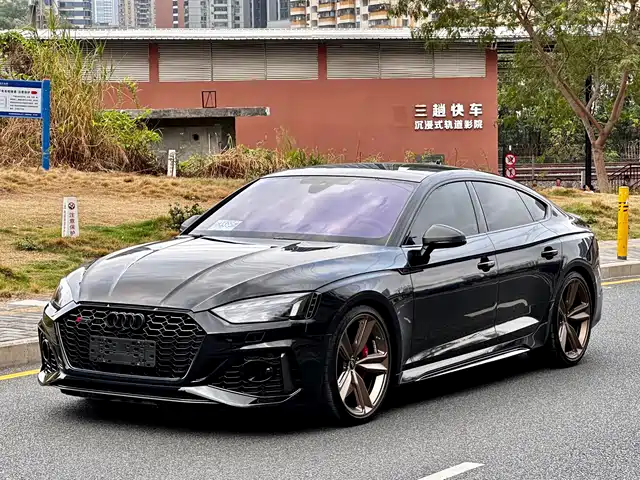 Audi RS 5 2024 — купить из Китая под заказ