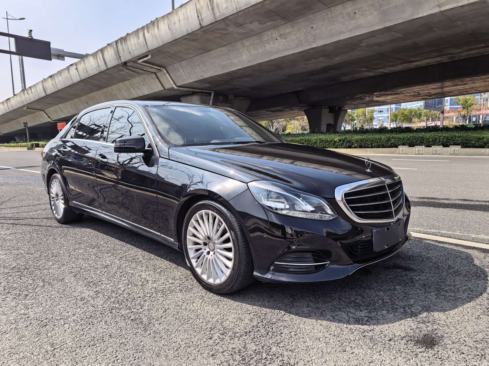 Mercedes-Benz E-Class, 2015 3