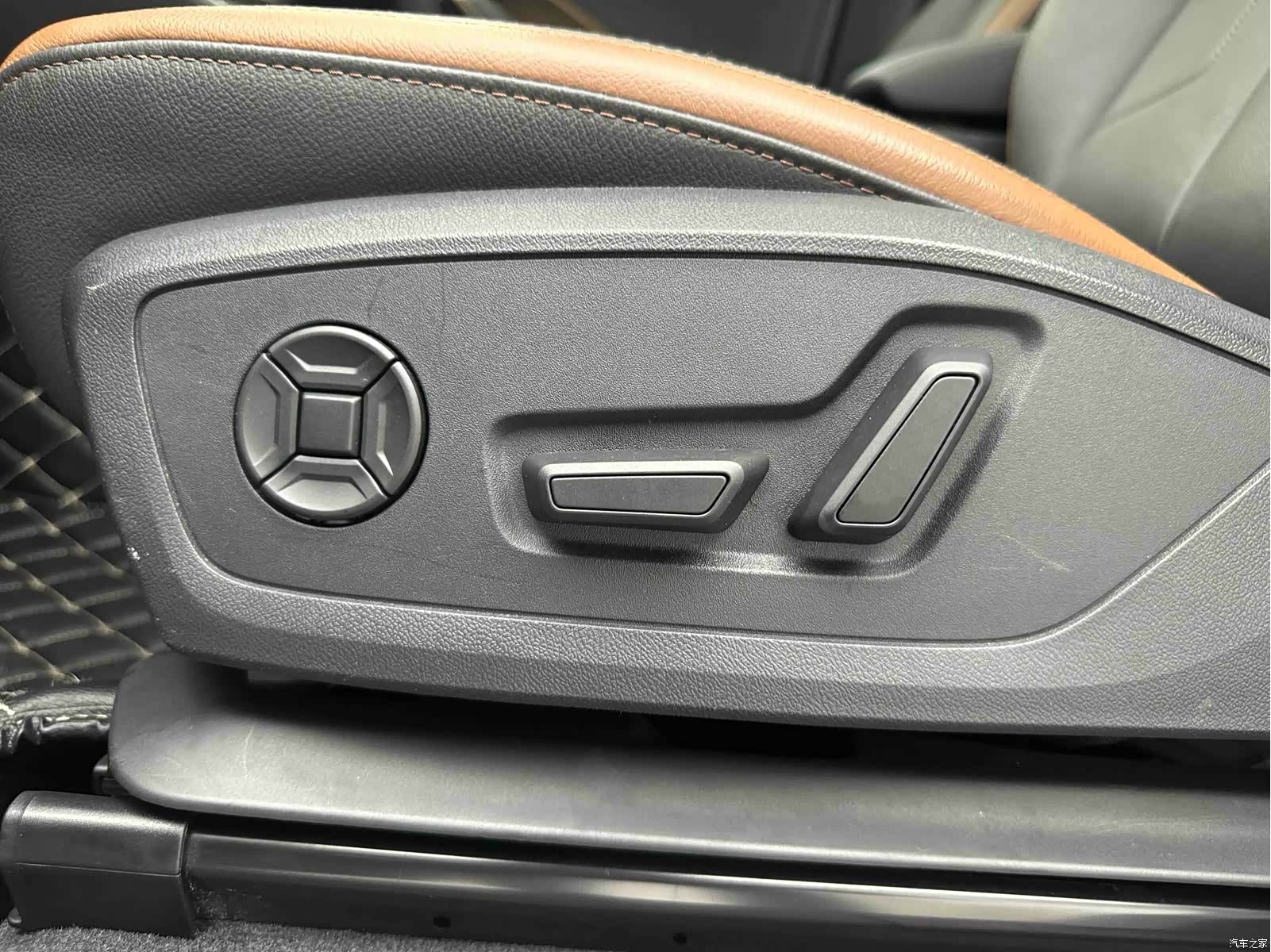 Audi Q3, 2021 11