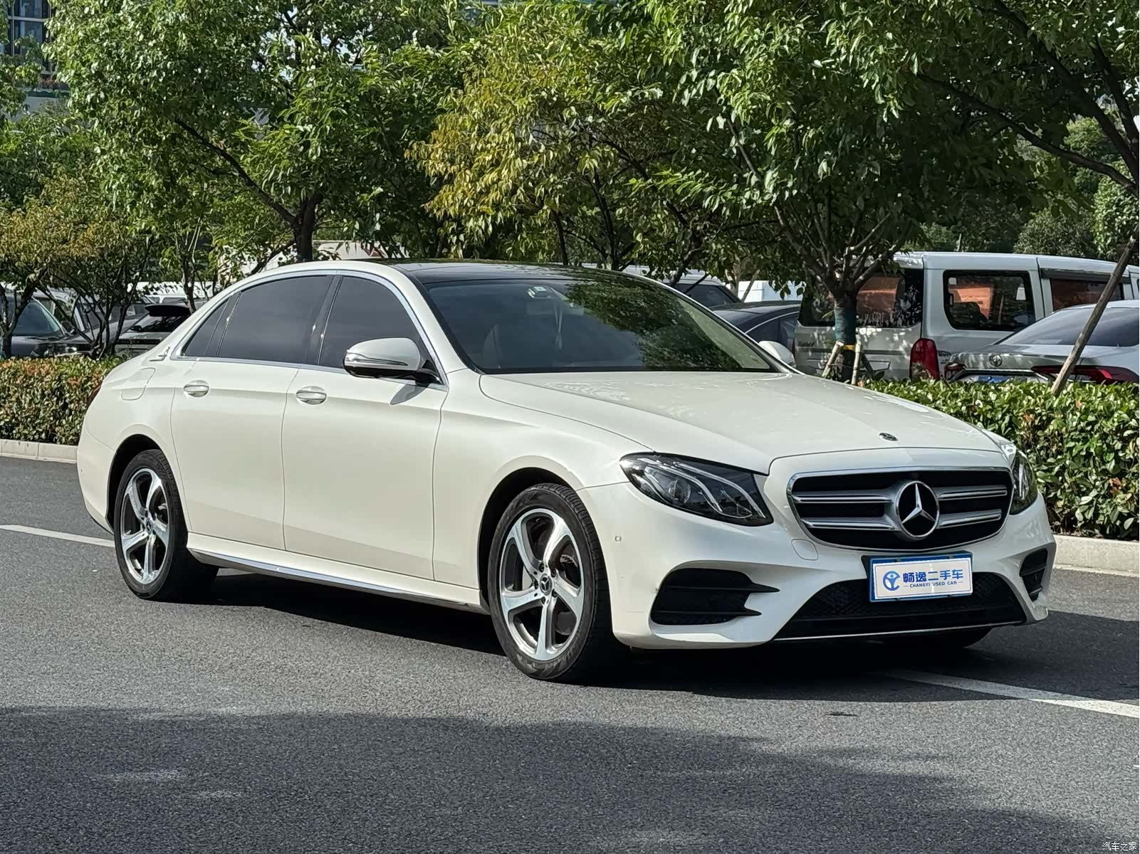Mercedes-Benz E-Class, 2018 3