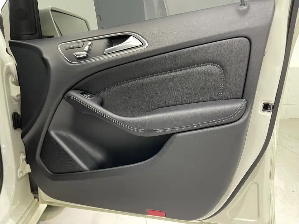 Mercedes-Benz Class B