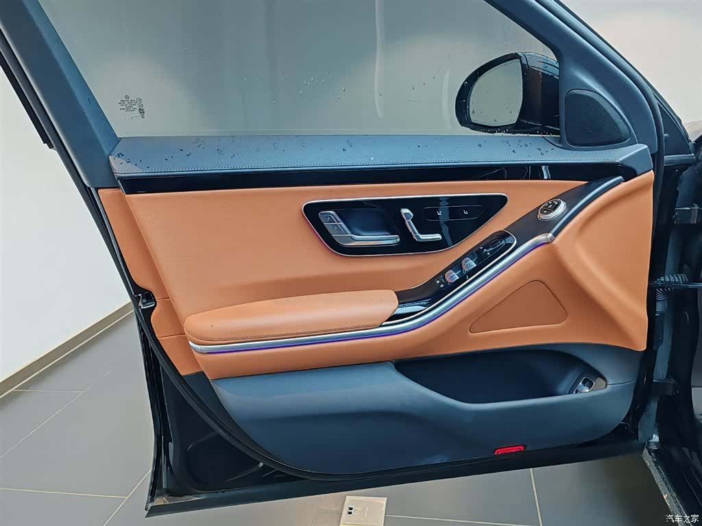Mercedes-Benz S-Class, 2024 17