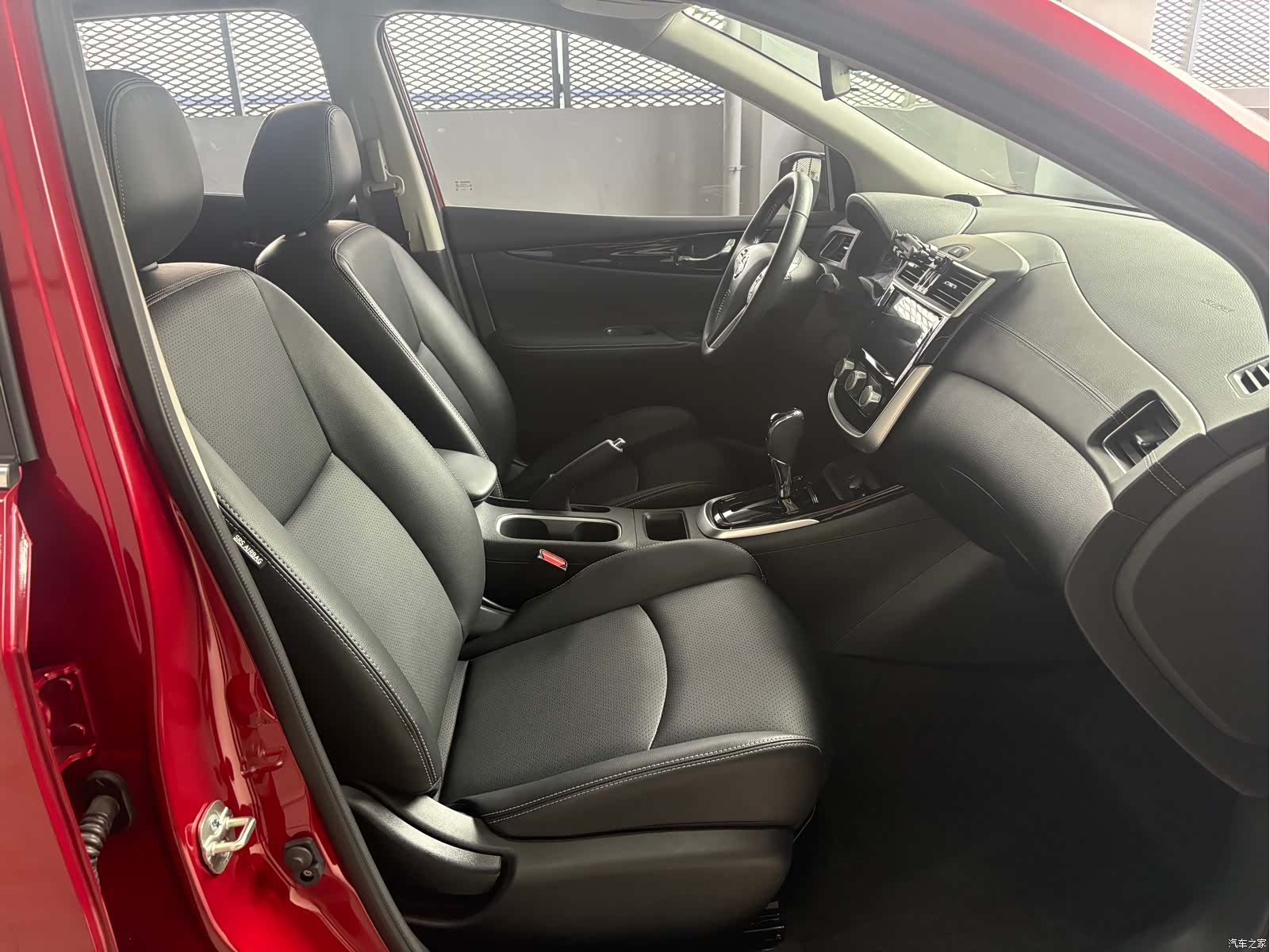 Nissan Tiida, 2023 6
