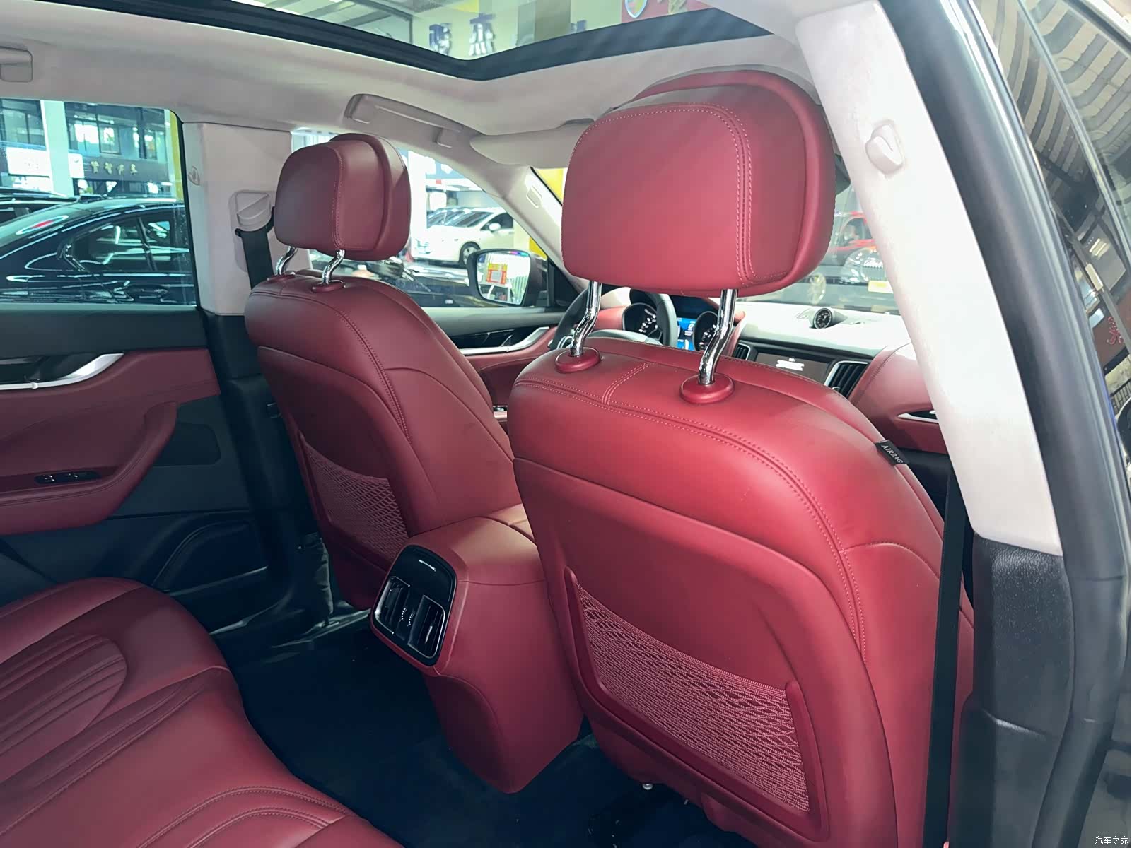 Maserati Levante, 2016 17