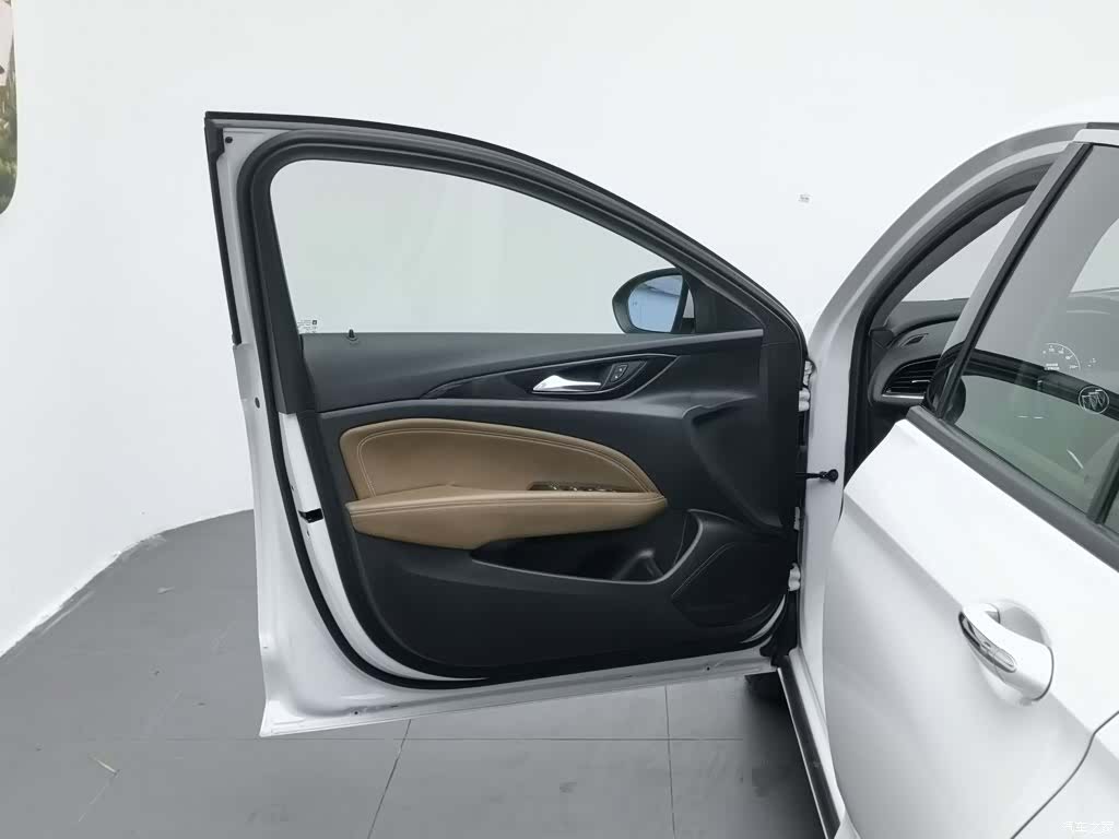 Buick Regal, 2020 8