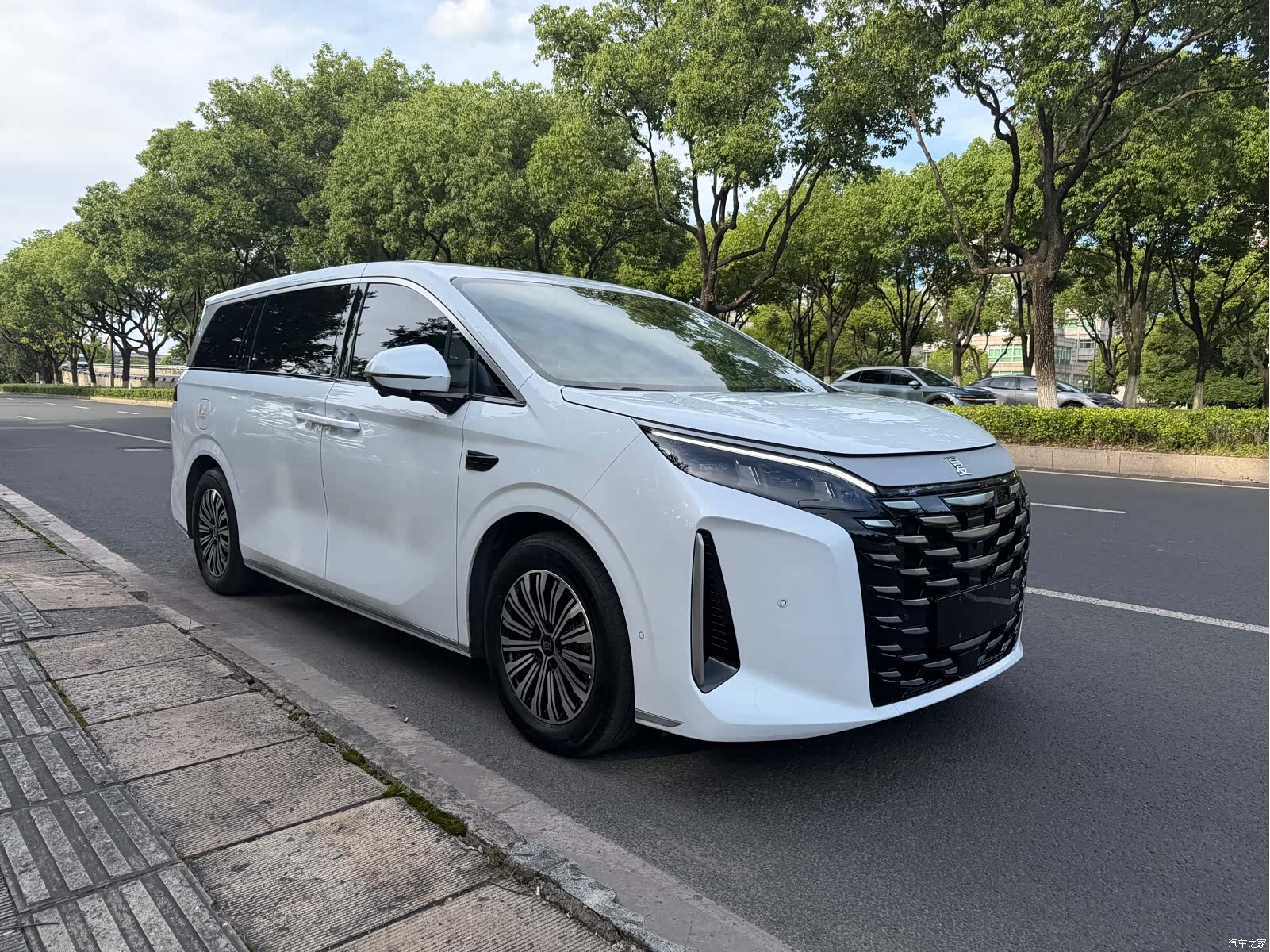BYD Xia, 2025 17