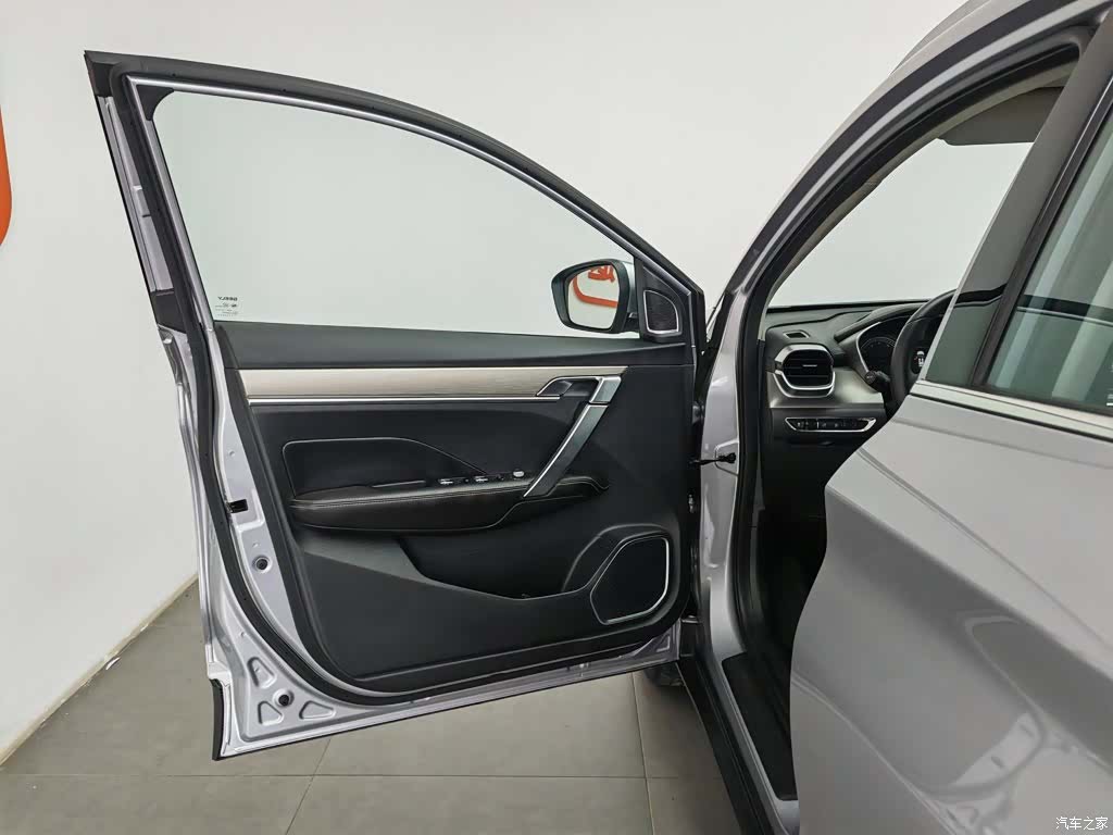Geely Coolray, 2019 8