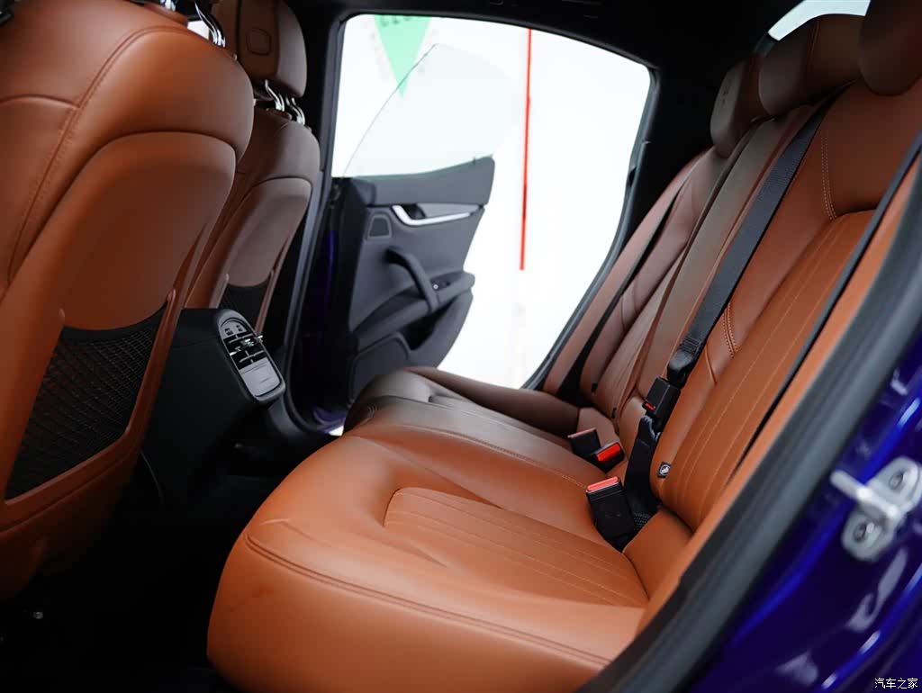 Maserati Ghibli, 2019 34