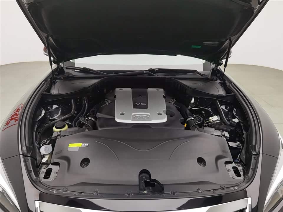 Infiniti Q70 Infiniti Q70