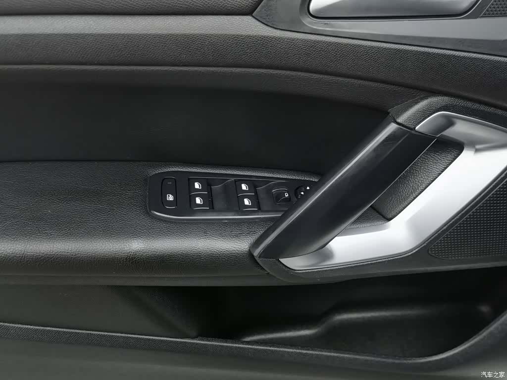 Peugeot 408, 2017 9